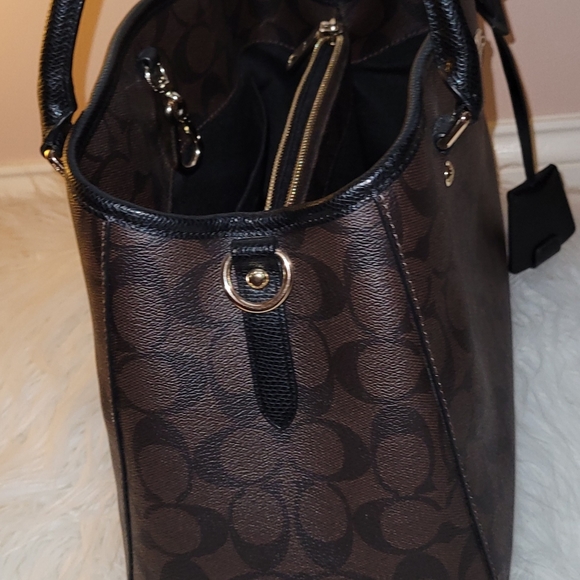 Coach Handbag - Picture 5 of 5